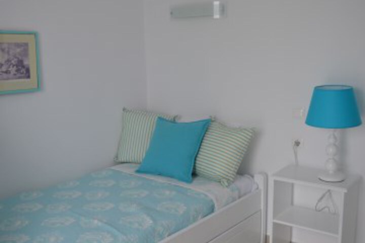 Room 33 of 36