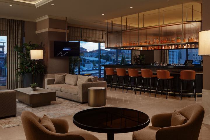 Guest Lobby