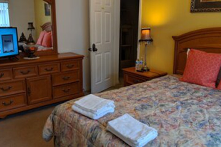 Room 32 of 37