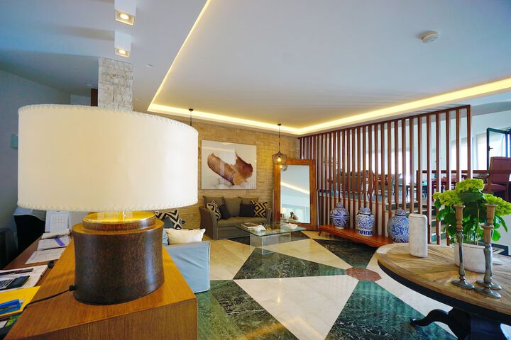 Hotel Interior 7 of 65