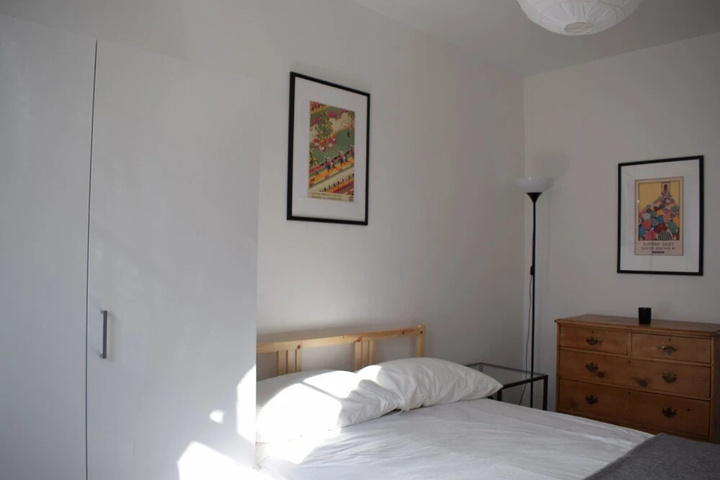 Room 11 of 12