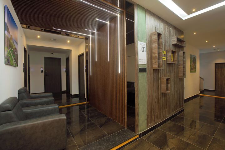 Hotel Interior 6 of 40