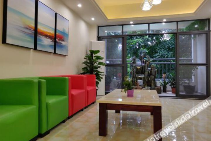 Hotel Interior 6 of 19