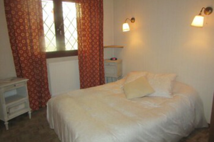 Room 12 of 13