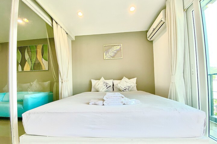 Room 9 of 43