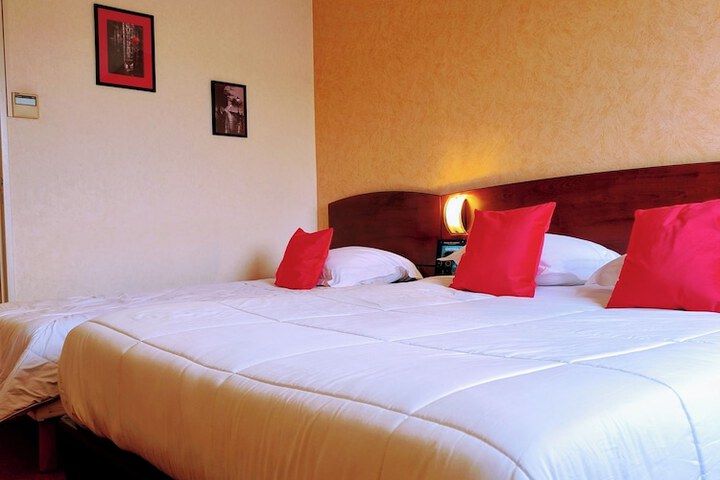 Room 35 of 113