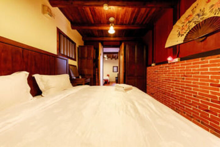 King Lam No 110 Bed & Breakfasts