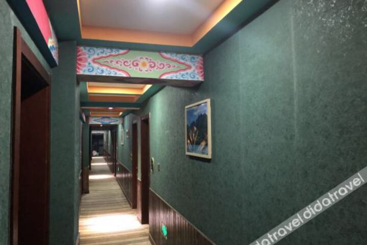Hotel Interior 9 of 24