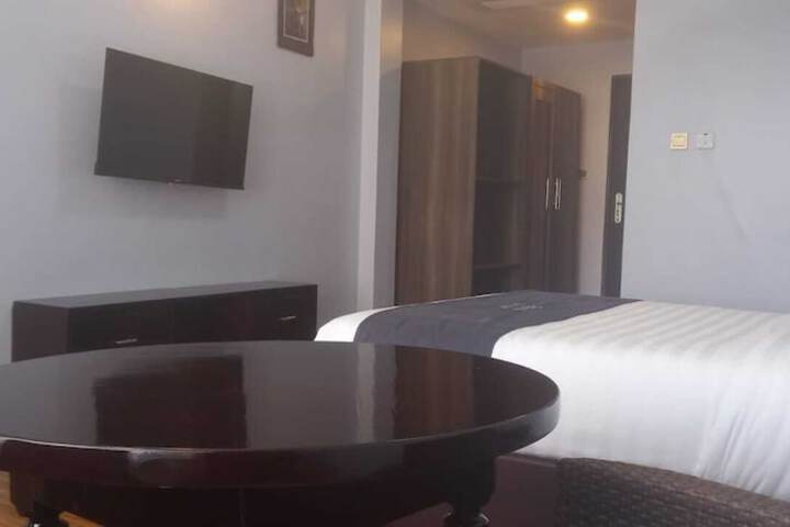 Room 17 of 150