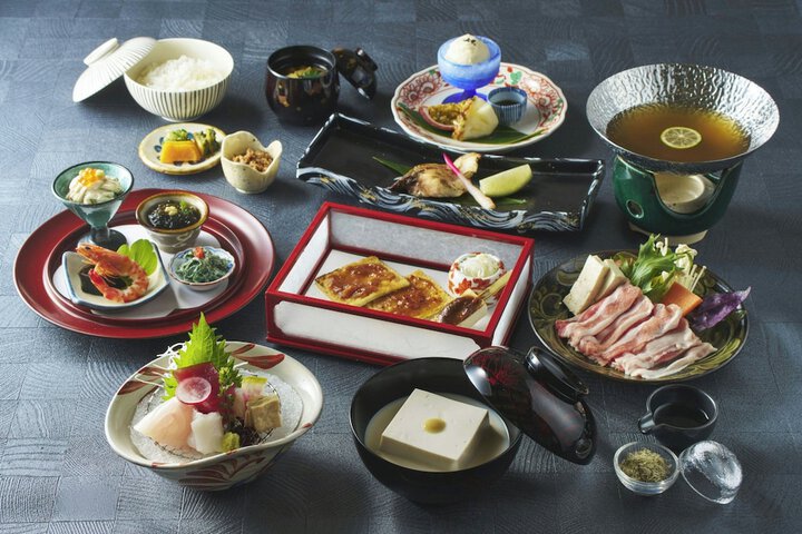 Dining 127 of 183