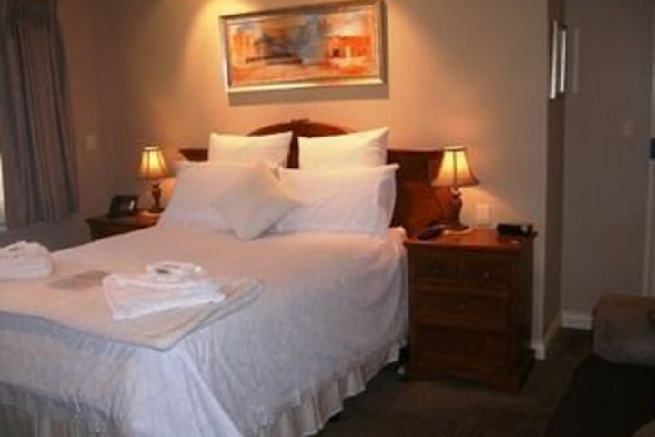 Room 3 of 24