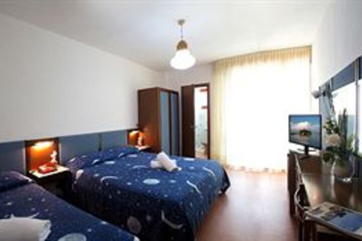 Room 20 of 29
