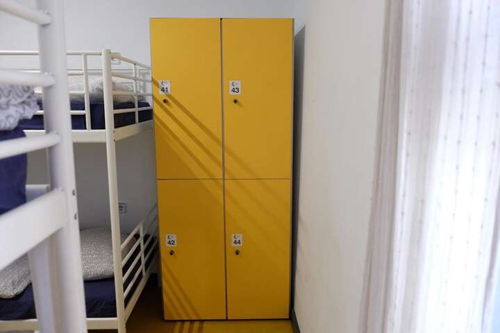 Room 16 of 70