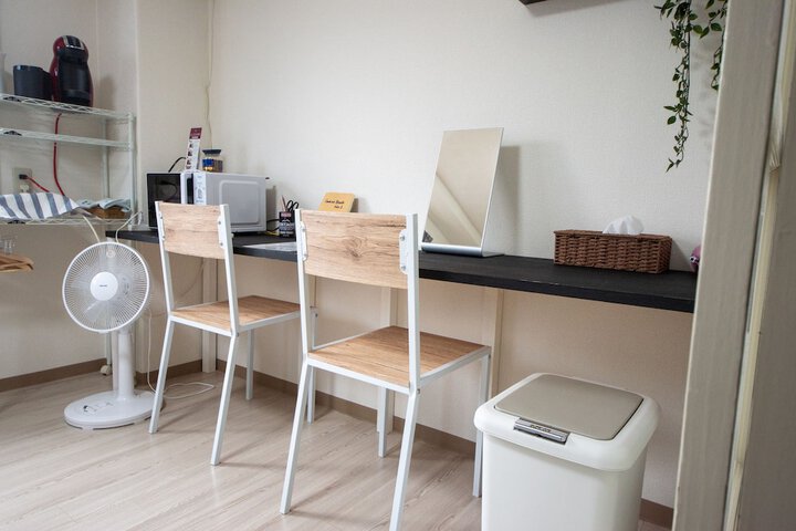 Room 3 of 16