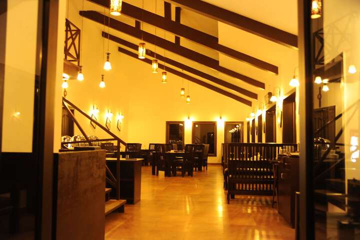 Dining Photos