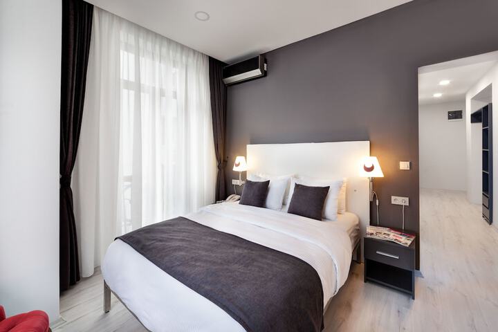 Room 19 of 53