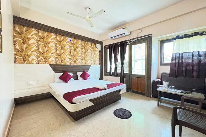 Room 10 of 63