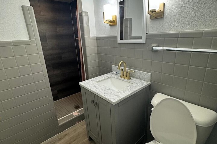 Room 16 of 20