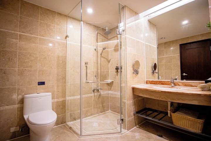 Clean Restrooms