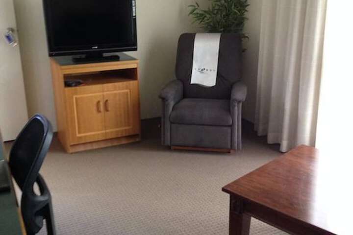 Room 16 of 37