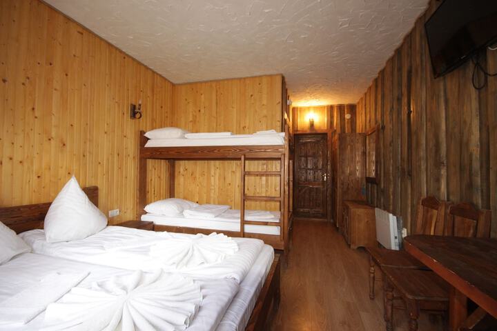 Room 3 of 57