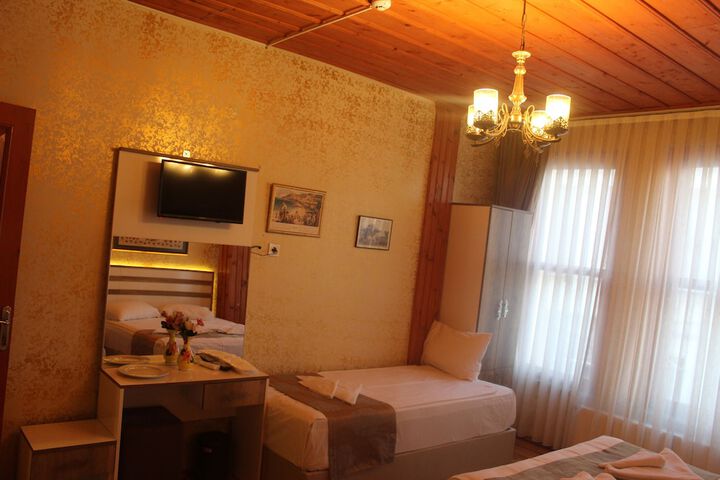 Room 29 of 74