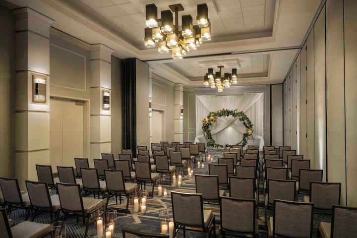Ballroom/Hall 77 of 92