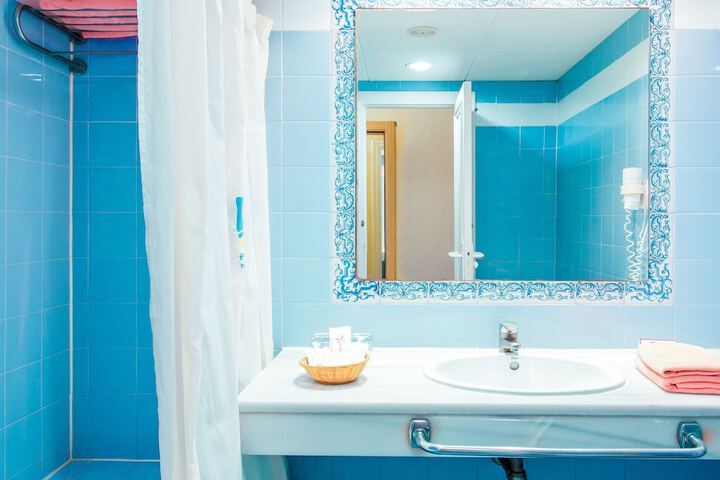 Clean Restrooms