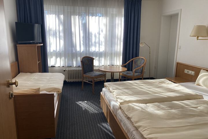 Room 11 of 78