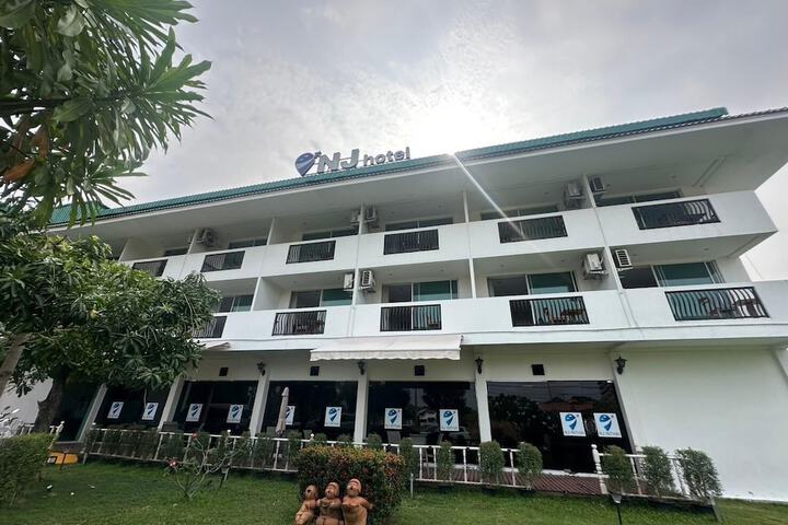 Hotel 22 of 24