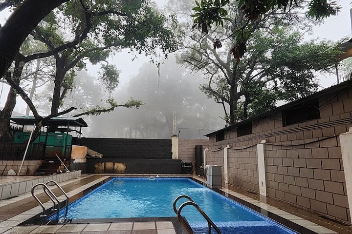 Pool 7 of 10
