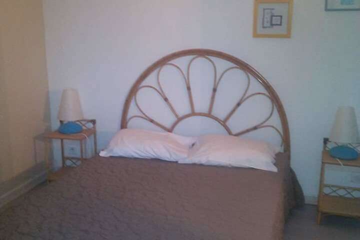 Room 4 of 20