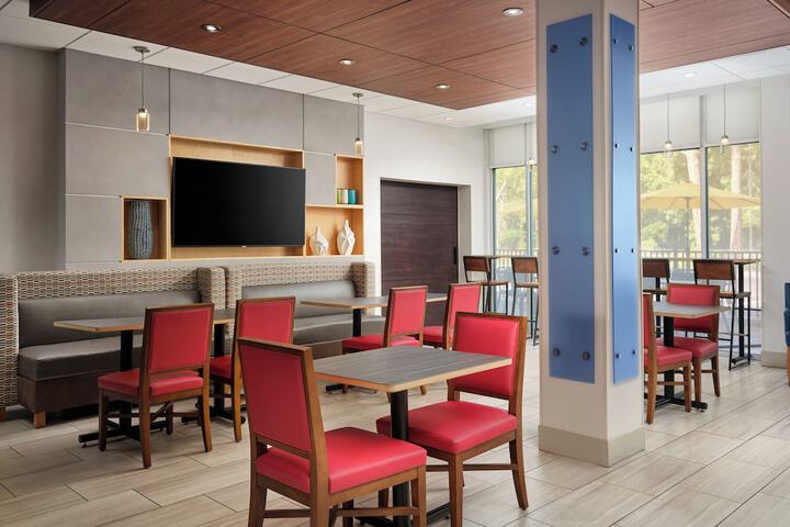 Breakfast/Coffee Service 27 of 31