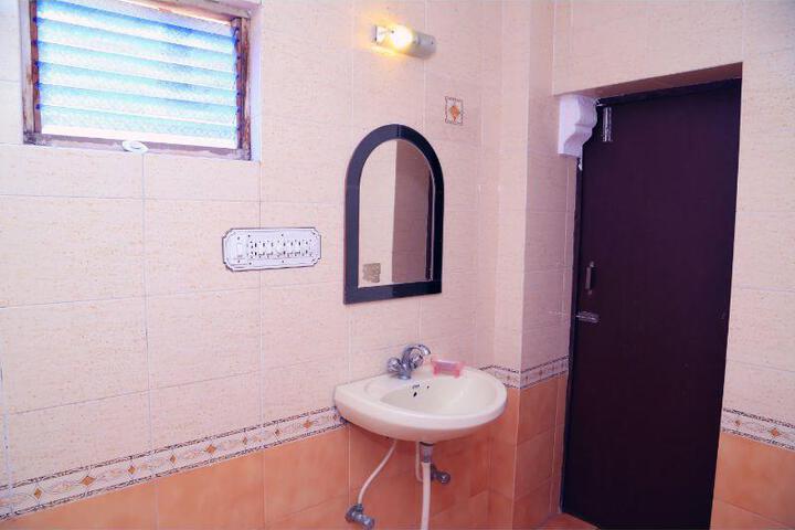 Vista Rooms at Clock Tower