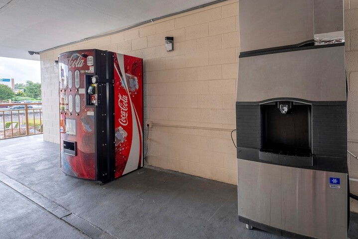 Vending machine