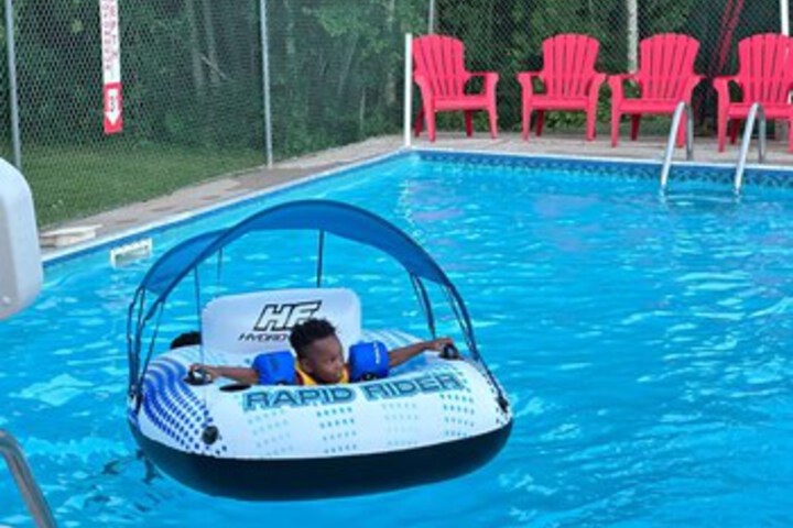 Pool 115 of 165