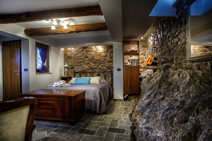 Room 25 of 52