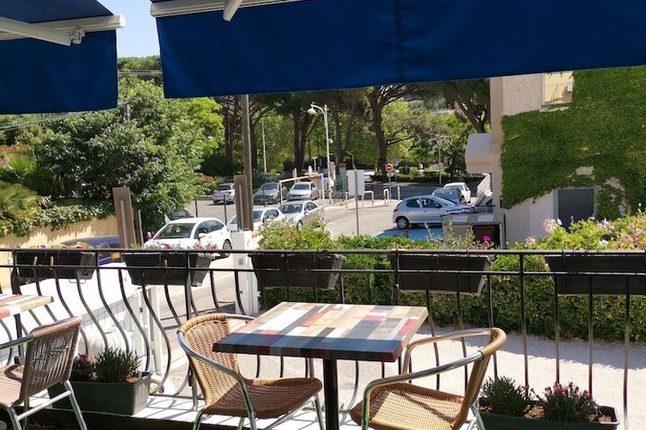 Hotel 32 of 33