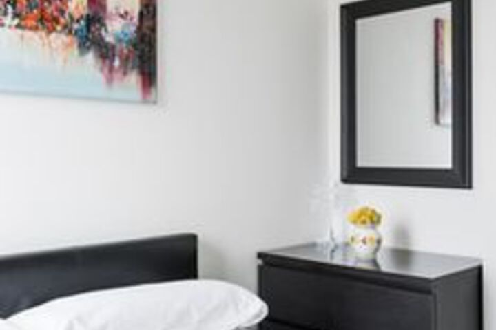 Room 11 of 20