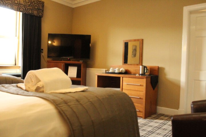 Room 16 of 35
