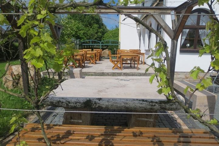 Sundeck 26 of 34