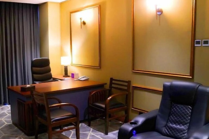 Indigo Heights Hotel and Suites