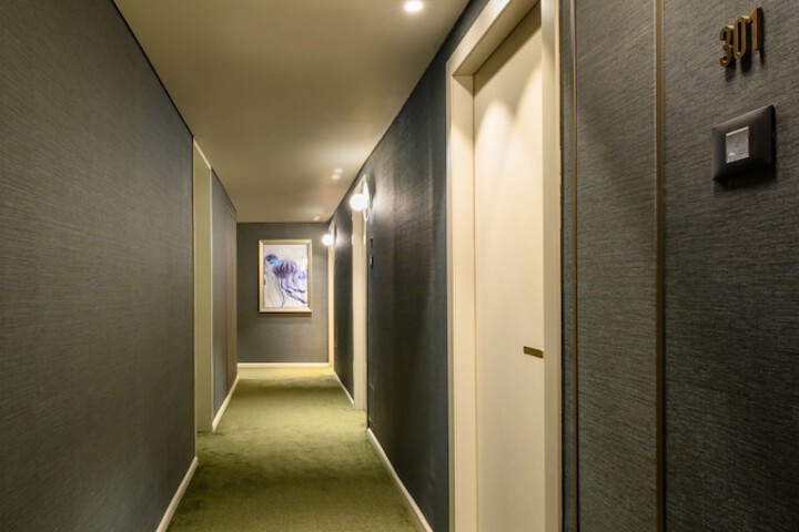 Hotel 60 of 75