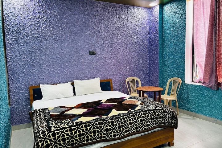 Room 5 of 23