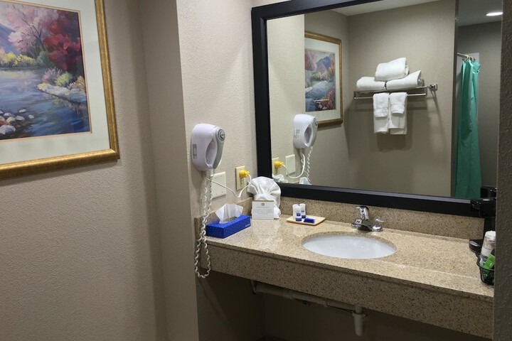 Room 19 of 27