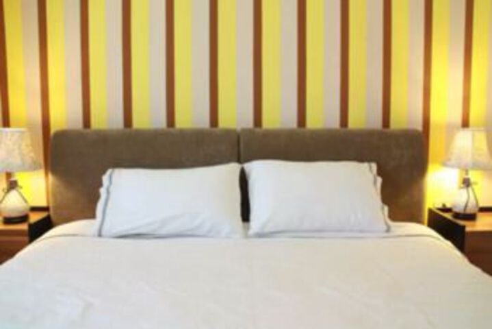Room 12 of 43