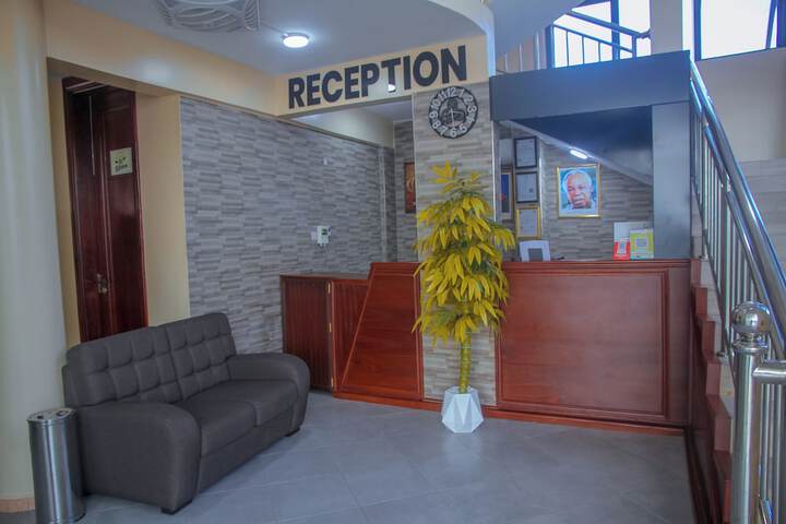 Hotel Interior 7 of 98