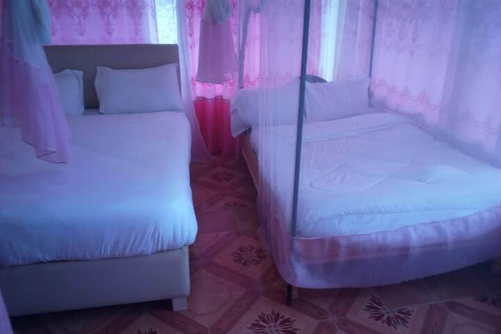 Room 21 of 73