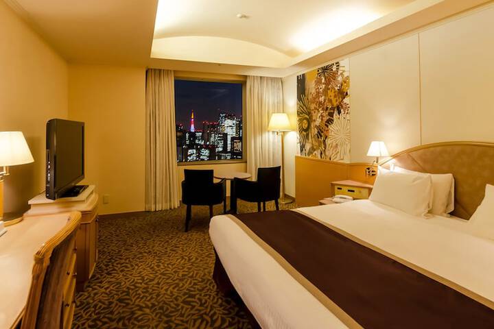 Room 13 of 46