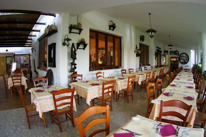 Dining Photos
